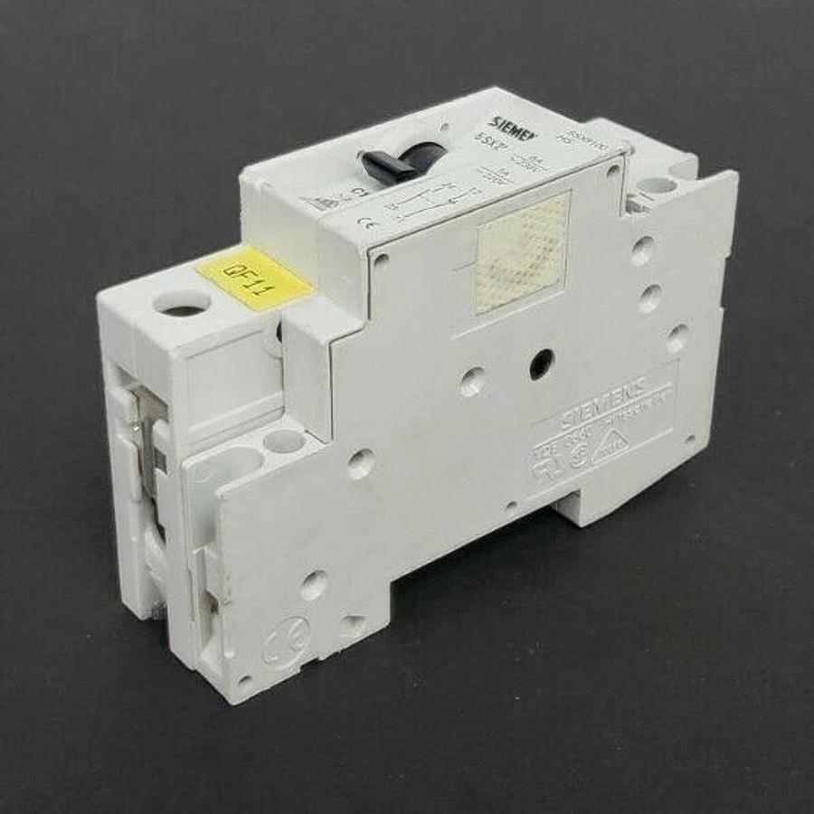 Used SIEMENS 5SX21-C10 CIRCUIT BREAKER 5SX21C10 W/ 5SX9100-HS CONTACT BLOCK 5SX9100HS