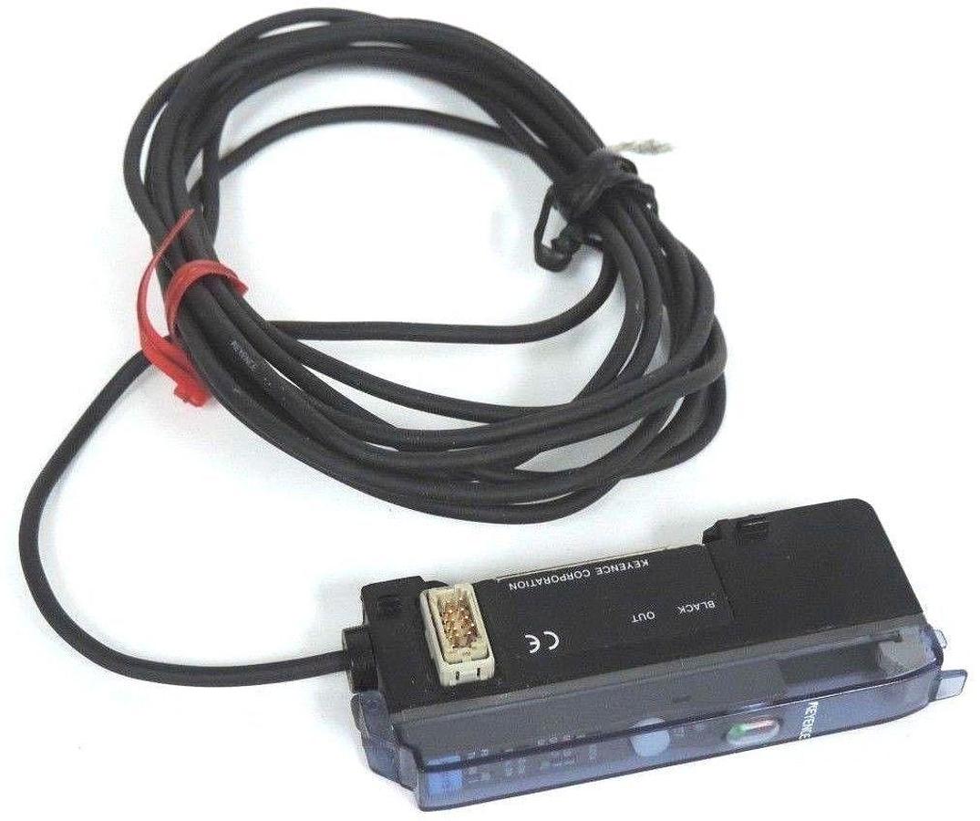 Used NEW KEYENECE PS-T2 PHOTOELECTRIC SENSOR PST2