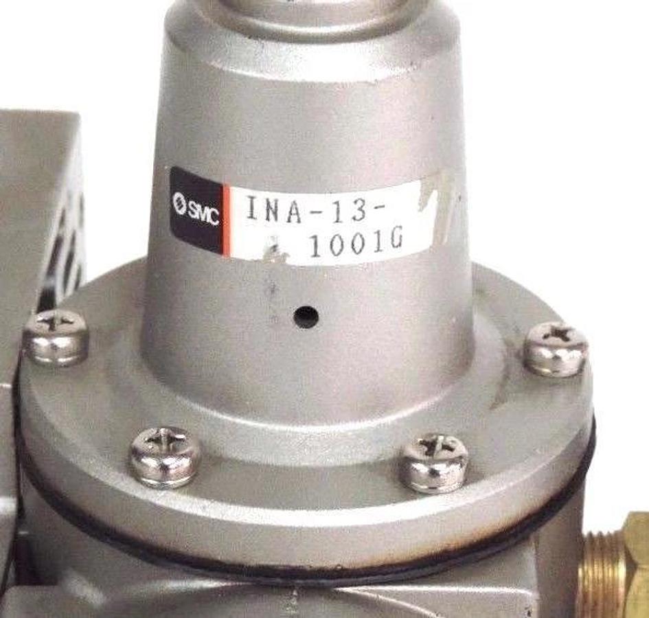 Used SMC INA-13-1001G REGULATOR 1.0MPA, 145PSI W/ SMC MPA GAUGE INA131001G