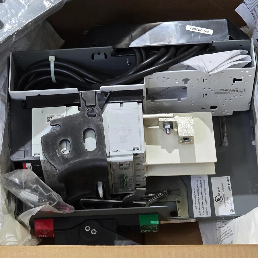 Allen-Bradley 2193FZ-CKC-44TJML /Z CENTERLINE 2100 MCC Feeder Bucket 225A W/Trip