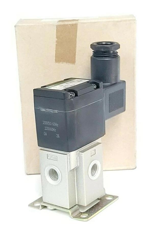 Used NIB CKD FAG41-X0141 SOLENOID VALVE AC200V AIR 0.7MPa ORIFICE 2 RC 1/4 3528