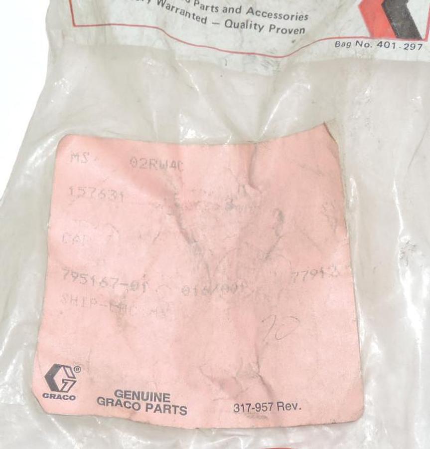 NEW CRACO 157631 RED CAP 795167-01