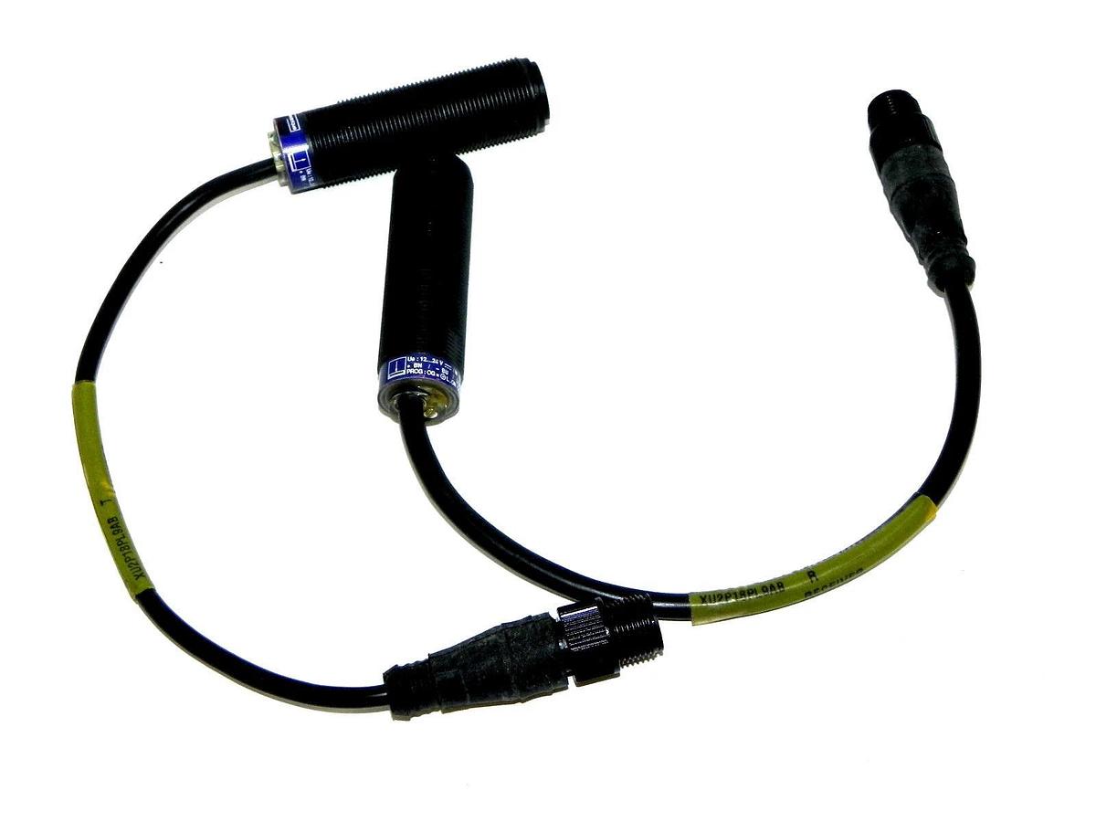 Used TELEMECANIQUE XU2P18PL9AB TRANSMITTER & RECEIVER SENSORS 12...24V