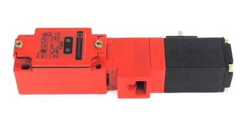 Used TELEMECANIQUE XCK-J5951F0H4 SAFTEY INTERLOCK SWITCH XCKJ5951F0H4 W/ 100V DC COIL