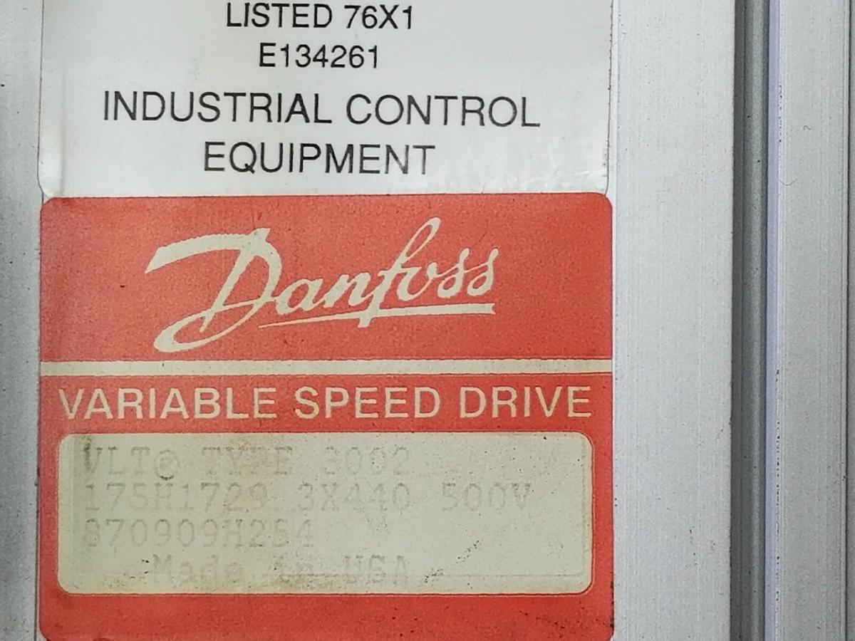 Used DANFOSS 175H1729-3X440 HOUSING ACCESORIES VLT TYPE: 3002 (HOUSING ONLY)