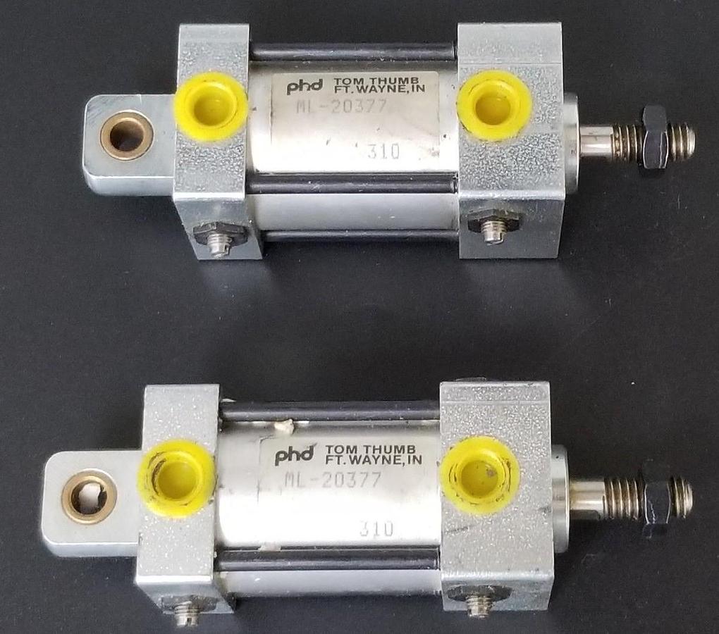 Used LOT OF 2 NEW PHD INC. 1-1/2" BORE 1" STROKE PNEUMATIC CYLINDER