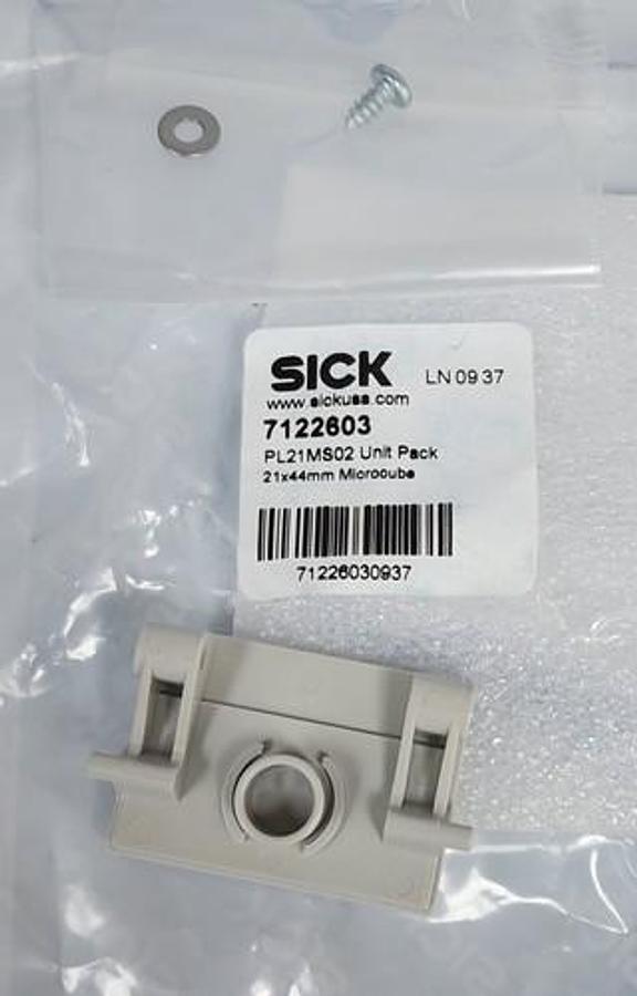 Used NEW SICK 7122603 UNIT PACK PL21MS02, 21X44mm MIOROOUBE