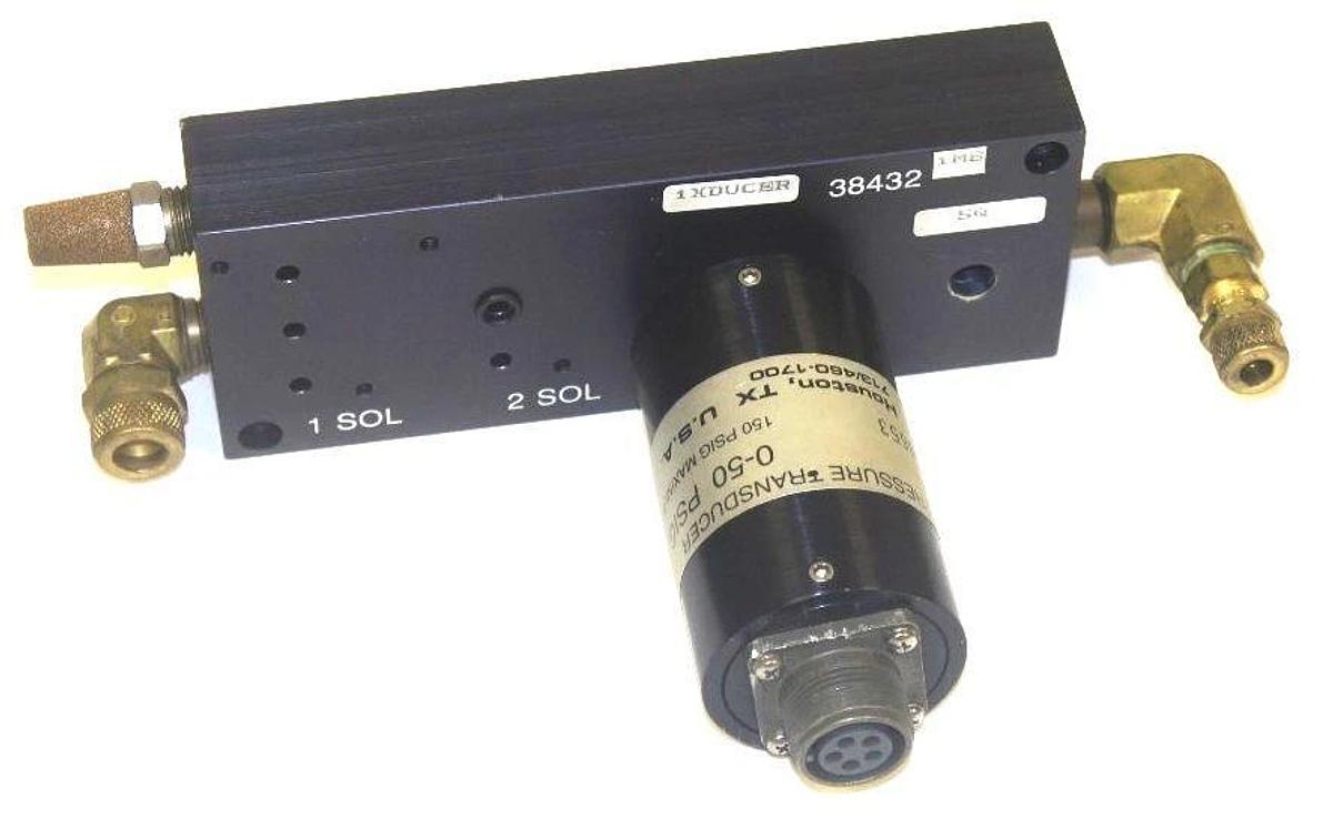 Used USON TYPE K PRESSURE TRANSDUCER MODEL 455 0-50 PSIG WITH 38432 MANIFOLD