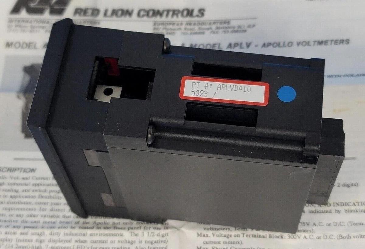 NEW RED LION APLVD410 PANEL VOLTMETER MODEL APLVD