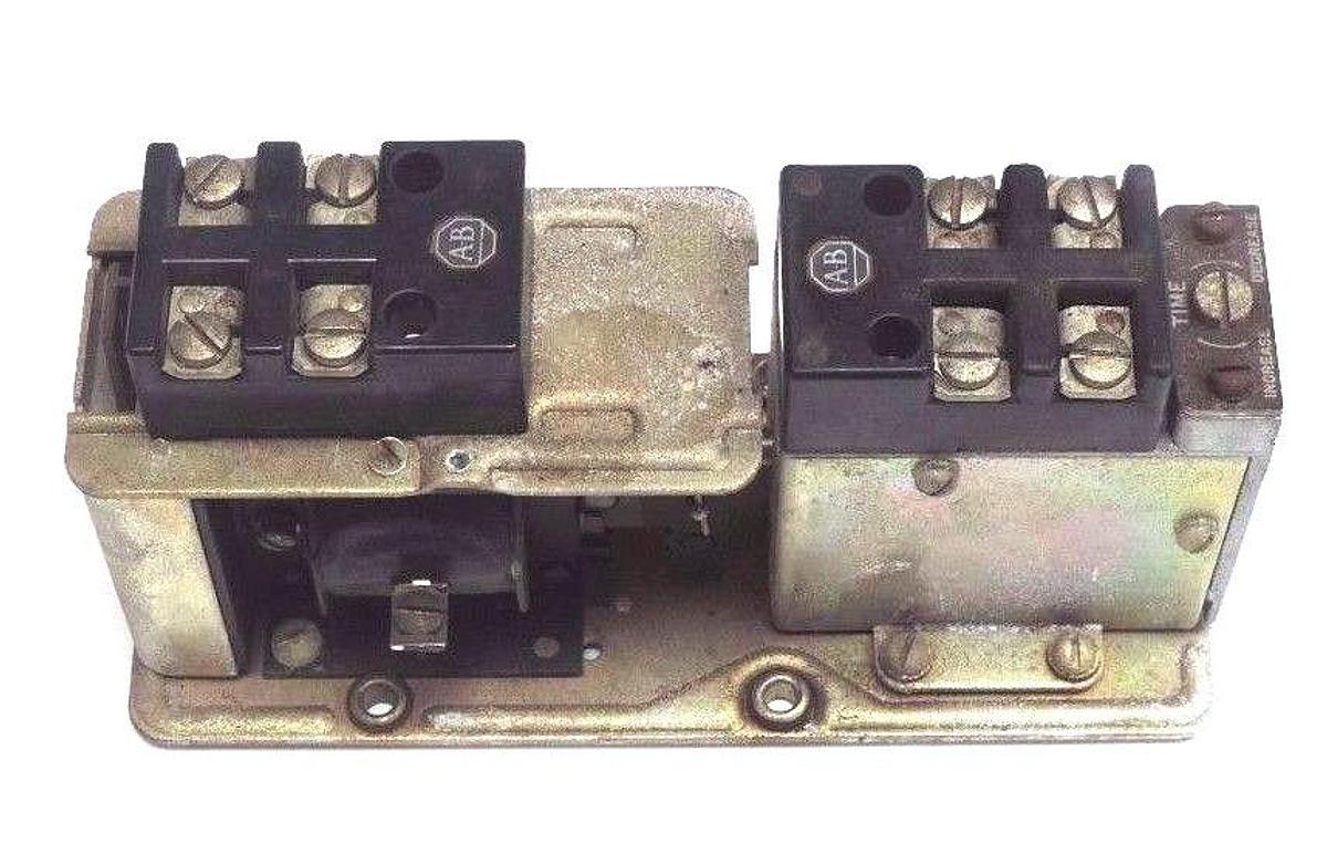 Used ALLEN BRADLEY 849Z0D321B TIMING RELAY 600V 10A