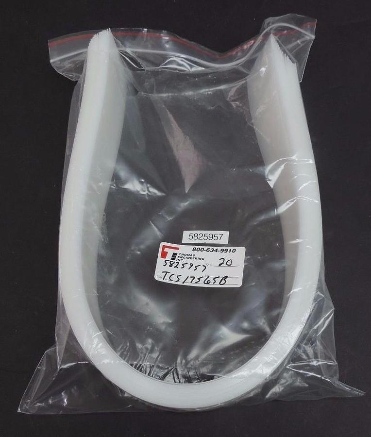 LOT OF 20 NEW THOMAS ENGINEERING TCS17565B PLENUM INLET SEAL, 3" W, 30" LENGTH