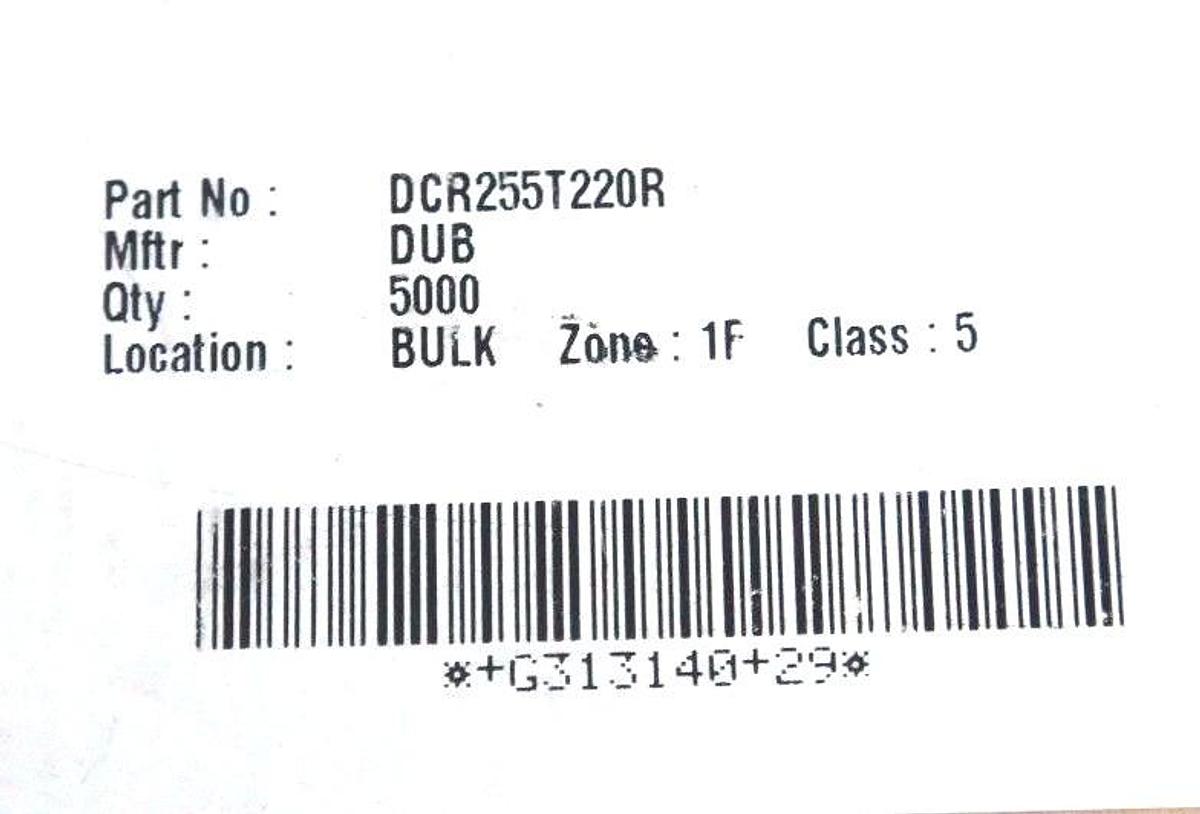 BOX OF 5000 NEW DUBILIER DCR255T220R CARBON FILM RESISTORS 220OHM, 0.33W