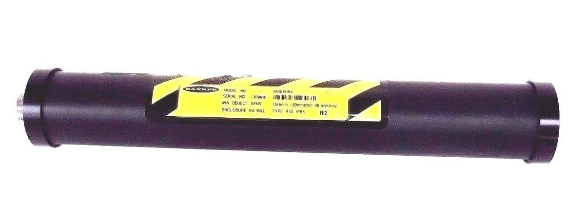 Used BANNER MGE1216A LIGHT CURTAIN EMITTER GUARD 27749, 38MM