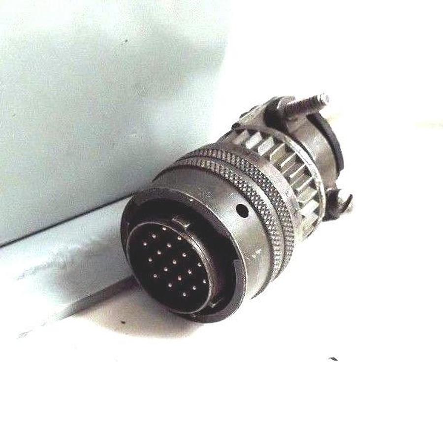 Used HOFFMAN A-604CH JUNCTION BOX ENCLOSURE 4 PIN AND 19 PIN CONNECTORS A604CH