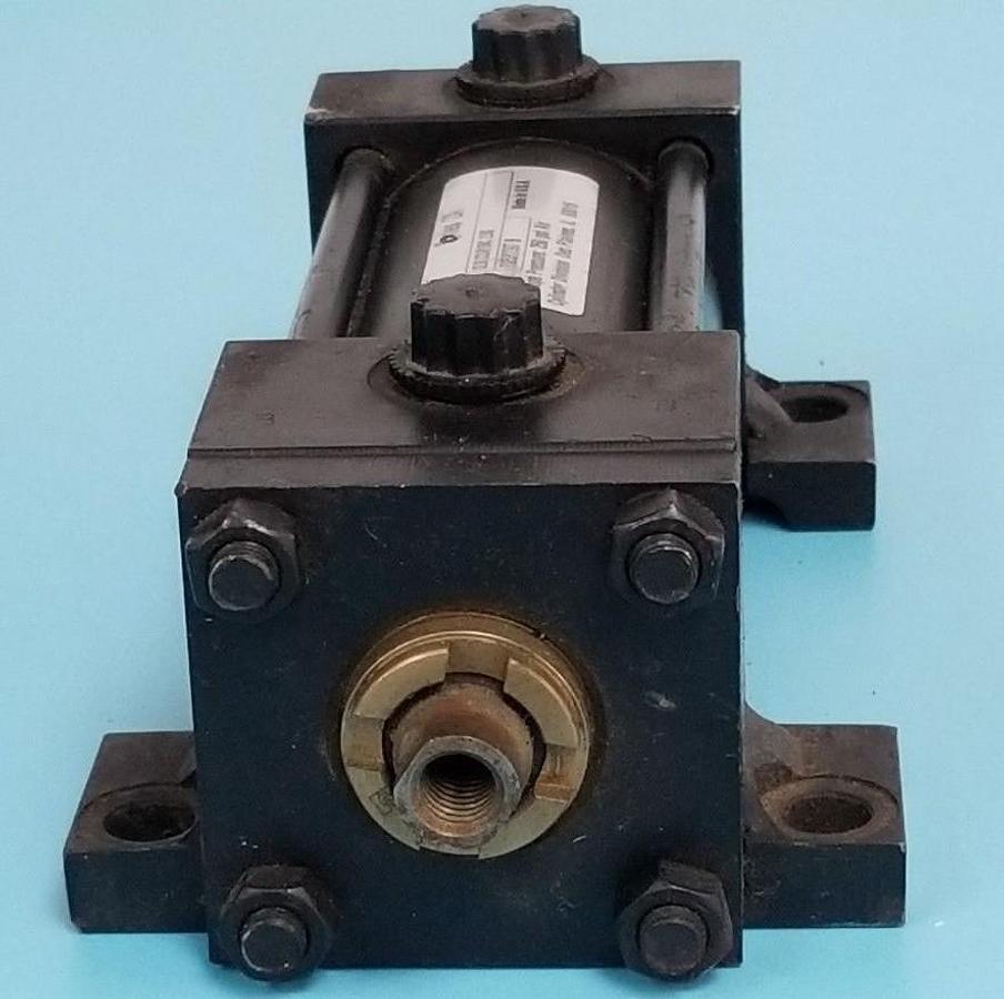 Used PARKER 02.00 CC2AR19MC 2.500 SERIES 2A PNEUMATIC CYLINDER, 2" BORE X 2.5" STROKE