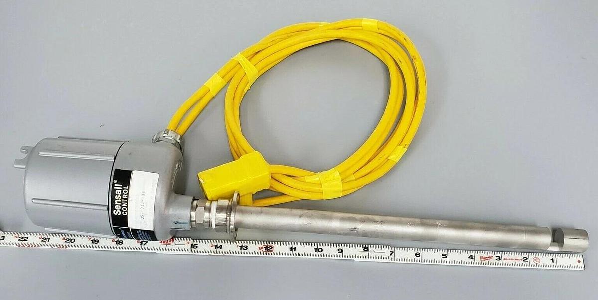 Used ROSEMOUNT / SENSALL CONTROLS RC307SSE12 LEVEL SWITCH 117VAC @ 5A