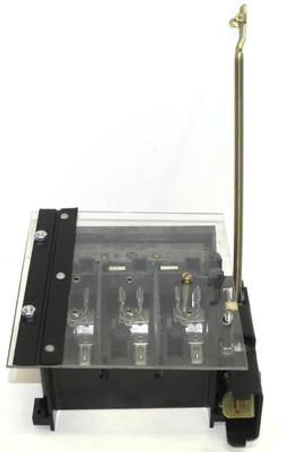 Used ALLEN BRADLEY 1494V-DS30 DISCONNECT SWITCH RIGHT HAND 30AMP 600VAC SER. A