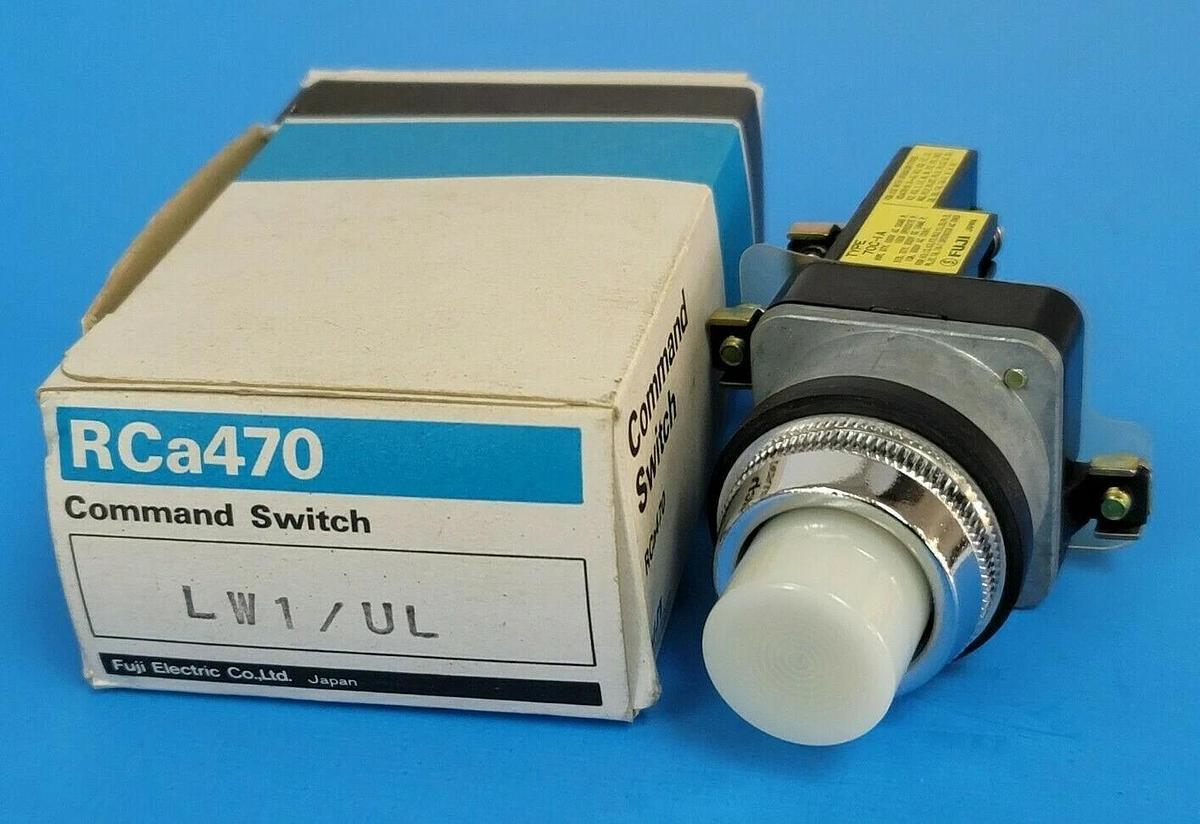 Used NIB FUJI ELECTRIC RCA470 LW1/UL COMMAND SWITCH 70C-IA WHITE