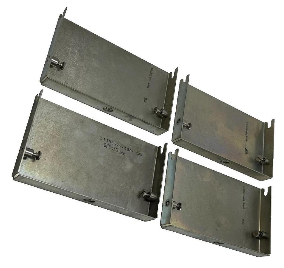 Used Honeywell 51401525-100 Rev A 15-Slot Chassis w/ (2) 51304485-100 Digital Modules