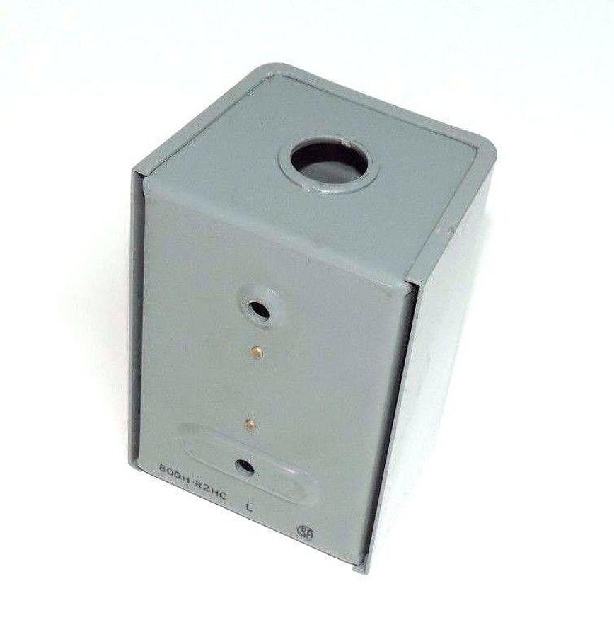 Used ALLEN BRADLEY 800H-R2HC SELECTOR SWITCH SER L 800HR2HC