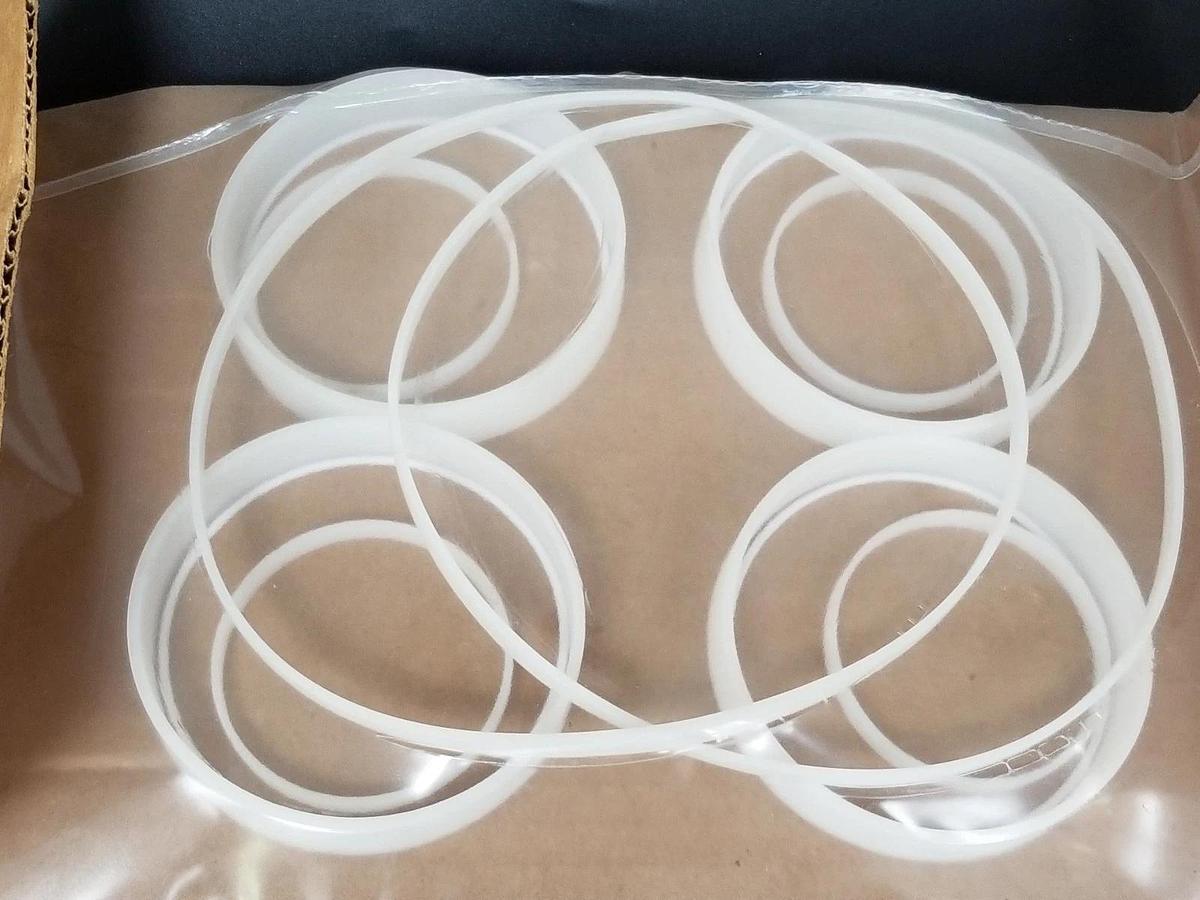 NEW GRACO 218-739 SERIES 194B PUMP SEAL REPAIR KIT 218739 *INCOMPLETE*