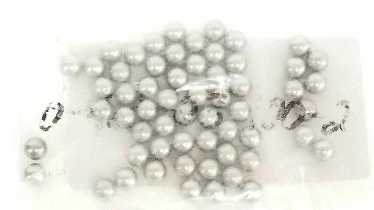 LOT OF 59 NEW GENERIC 304SS SIZE: 5/16'' GRADE 100 BEARING BALLS