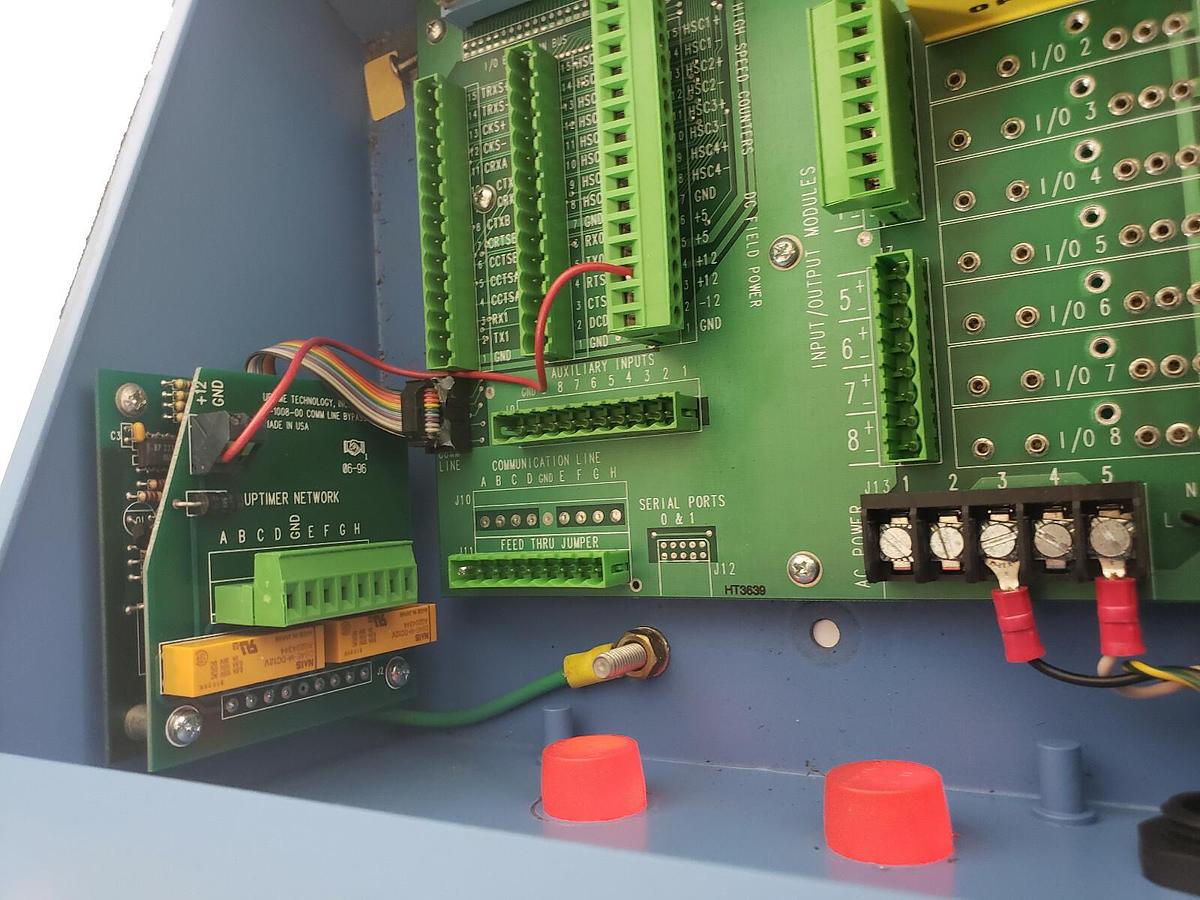 Used UPTIME TECHNOLOGY UT200-0330 COUNTER MODULE, WATTS MAX 50, 120V, 60HZ, UT2000330