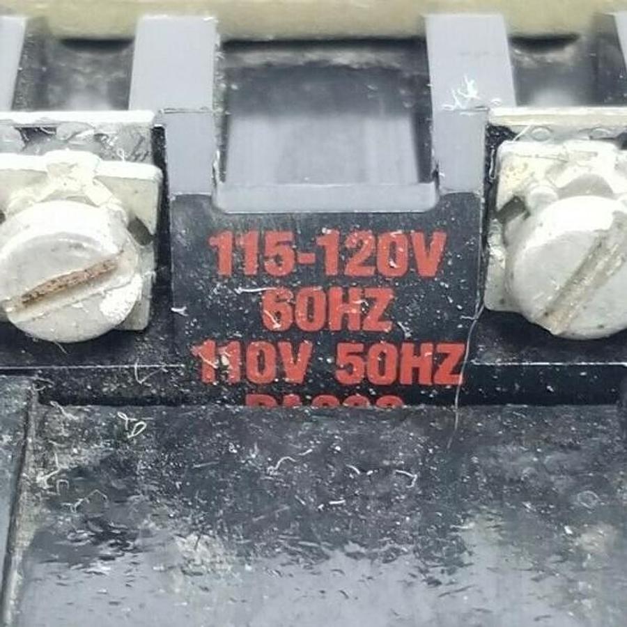 Used ALLEN BRADLEY 700-P400A1 AC RELAY SER. A, 700P400A1