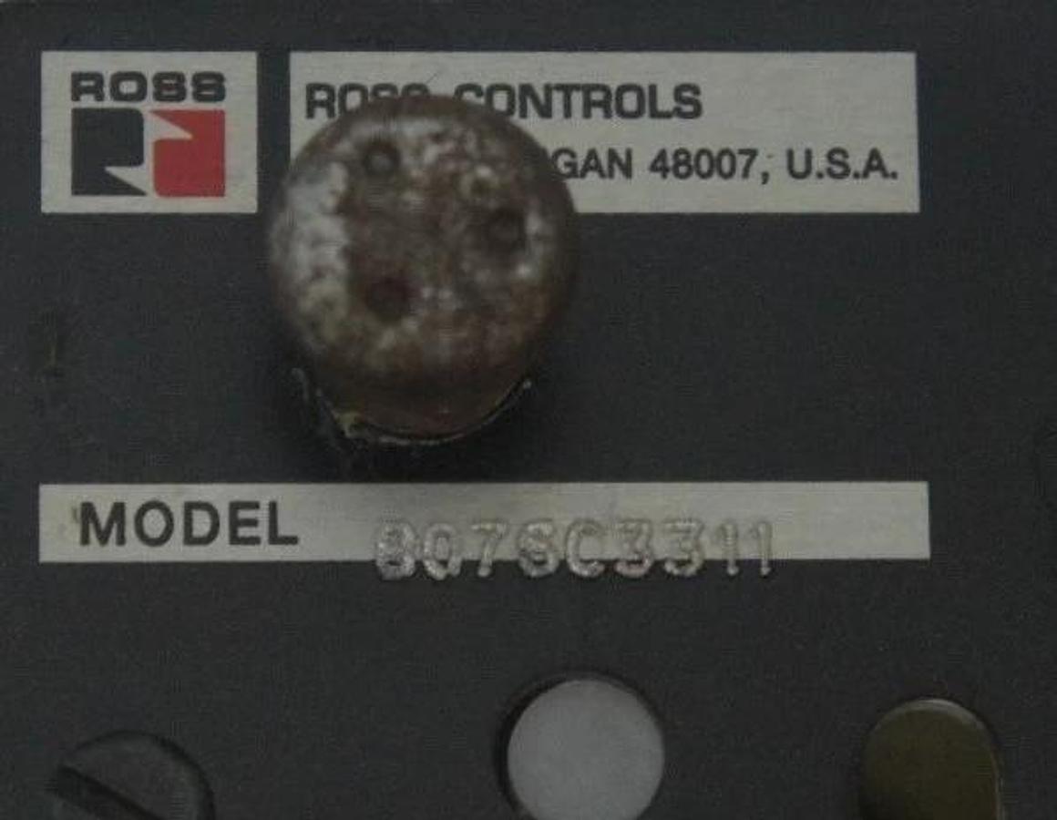 NEW ROSS CONTROLS 8076C3311 PILOT VALVE 5/2 125 SPR RET SGLCHRY