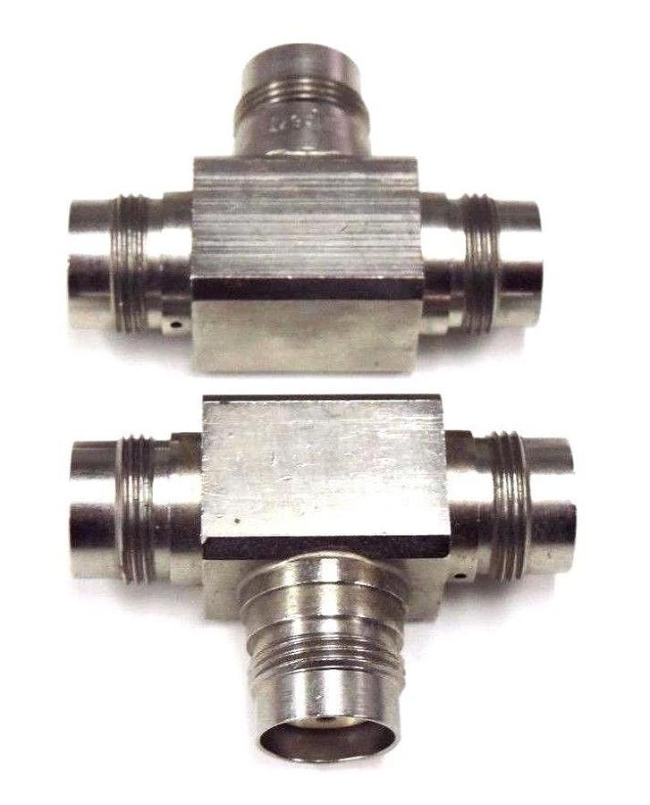 Used 2 AMPHENOL 82-5677 TWIN COAXIAL CONNECTORS 825677