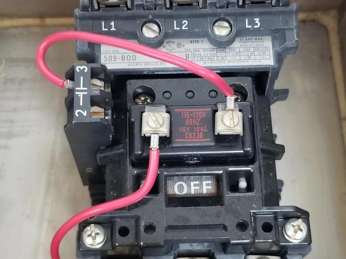 Used ALLEN BRADLEY 509-BCD MOTOR CONTROLLER SER. B W/ 509-BOD STARTER 120V/60HZ CB236