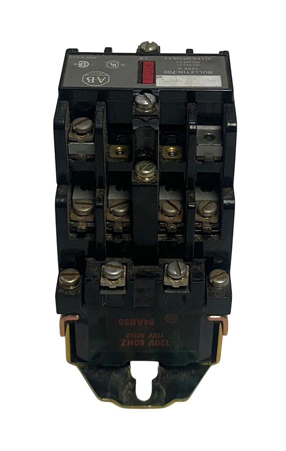Used ALLEN BRADLEY 700-N600A1 /C BULLETIN 700 AC CONTROL RELAY 120-300VAC USNP