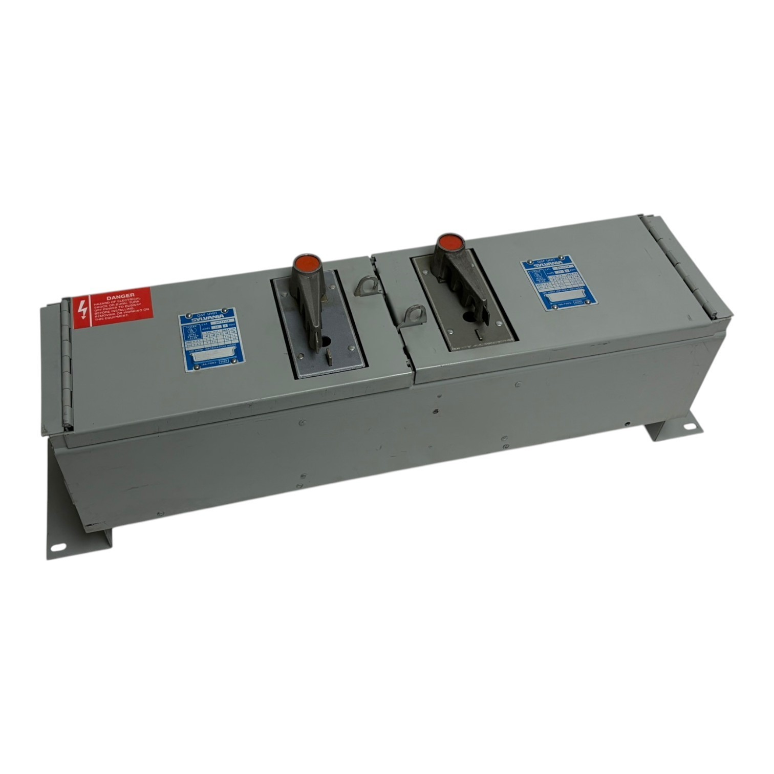 Used Sylvania QSFT353R QSF Unit Busway Plug Disconnect Switch 30A 480V 600V 3P Dual