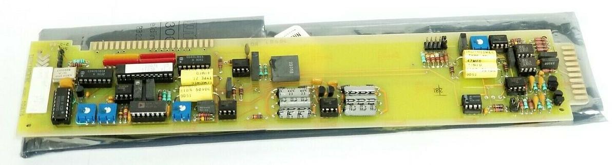 Used NEW DAYTRONIC MODEL: 10A76 ACCELEROMETER VIBRATION BOARD H/W: 1.2 10A76/001