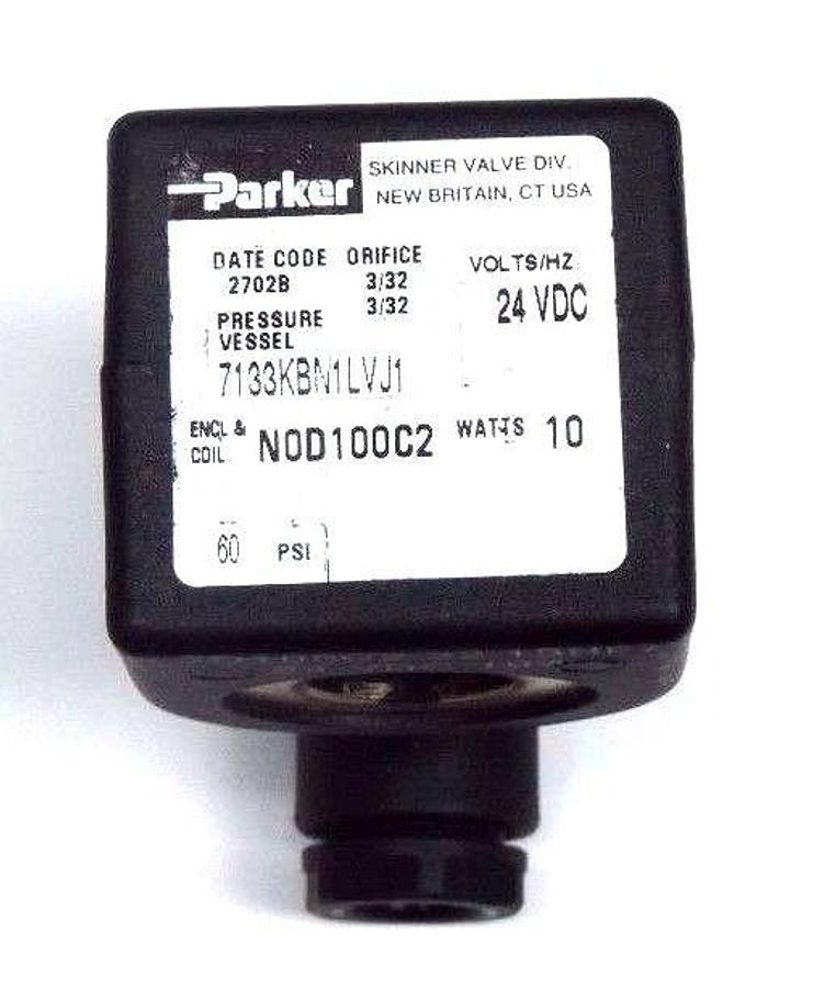 Used LOT OF 2 PARKER 7133KBN1LVJ1 SOLENOID VALVE COILS W/ CONNECTOR 7D100C2, 24VDC