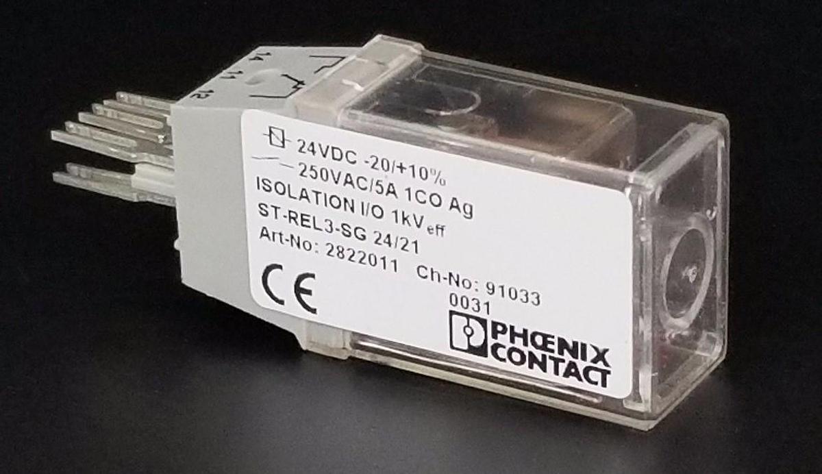 NEW PHOENIX CONTACT ST-REL3-SG 24/21 RELAY CONNECTOR ART. NO. 2822011