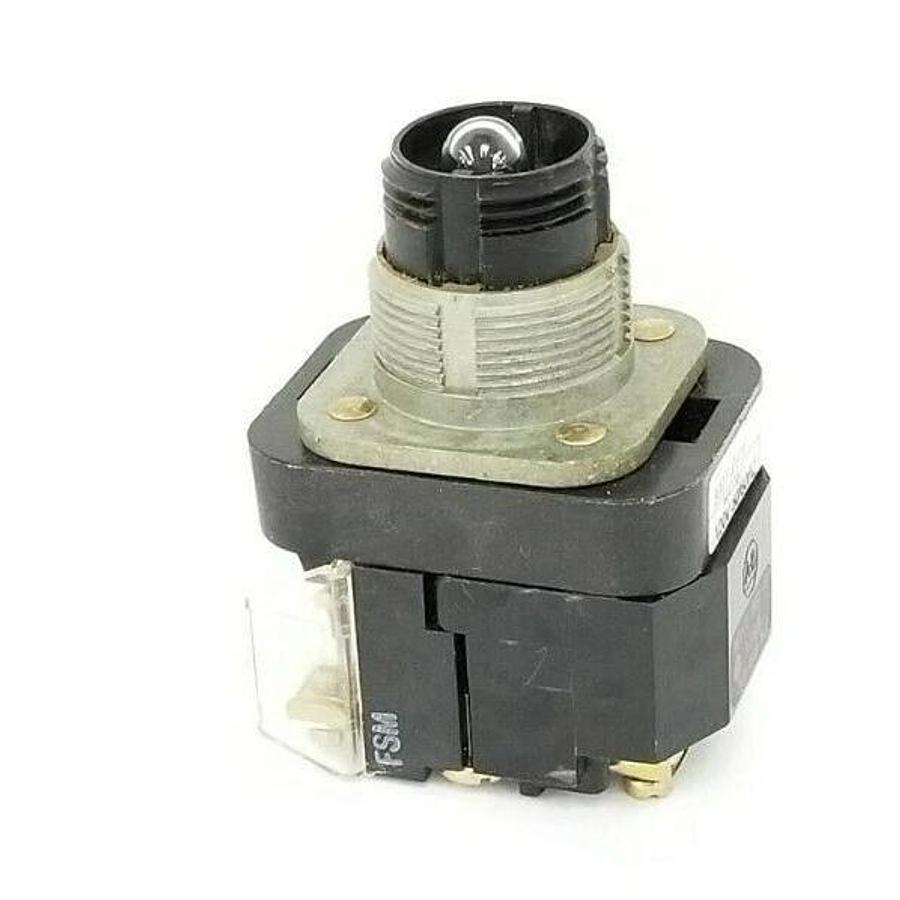 Used ALLEN BRADLEY 800T-PB16 PUSHBUTTON 800TPB16 SER. T 120V W/ 800T-XA SER. D