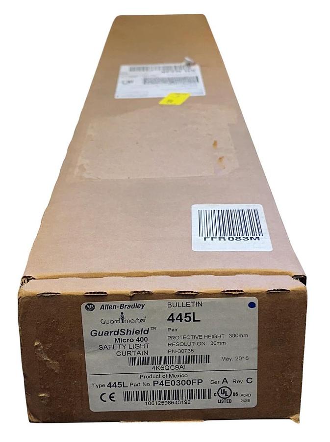 ALLEN BRADLEY 445L-P4E0300FP /A GuardShield Micro 400 LIGHT CURTAIN PAIR NSMP