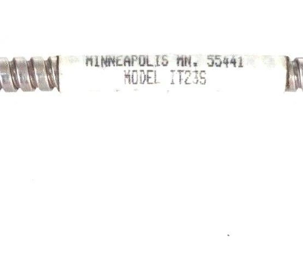 Used LOT OF 2 BANNER ENGINEERING ITA13S FIBER OPTIC CABLES