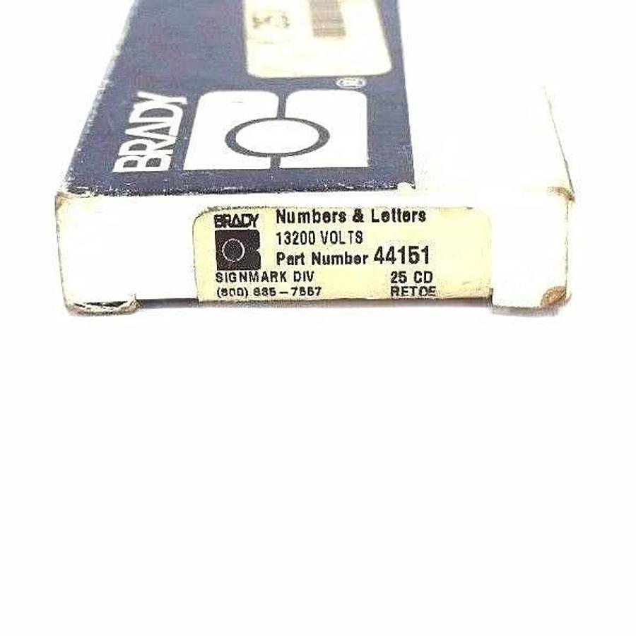 Used BOX OF 27 NEW BRADY 44151 CONDUIT & VOLTAGE MARKER 13200 VOLTS