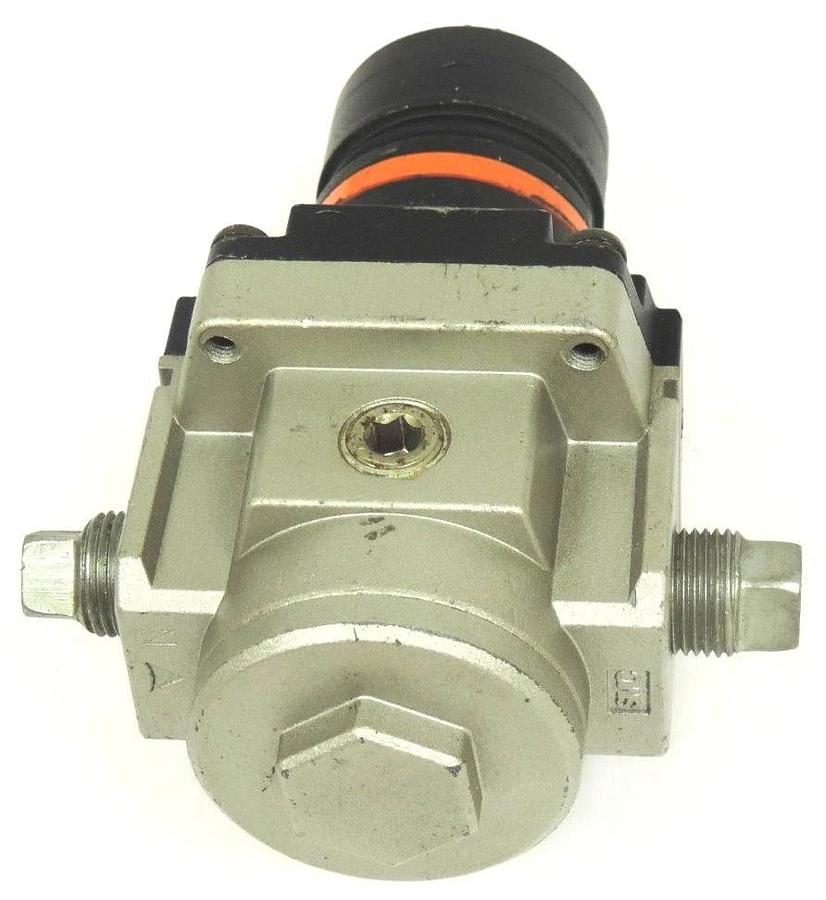 Used SMC NAR4000-N03 REGULATOR NAR4000N03 SET PRESSURE 0.05~ 0.85MPa