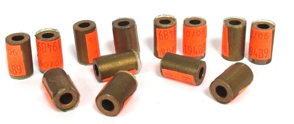 Used LOT OF 13 NEW OILITE AA410-03 BRONZE SLEEVE BEARINGS 0.75" H X 0.44" W 0.44" L