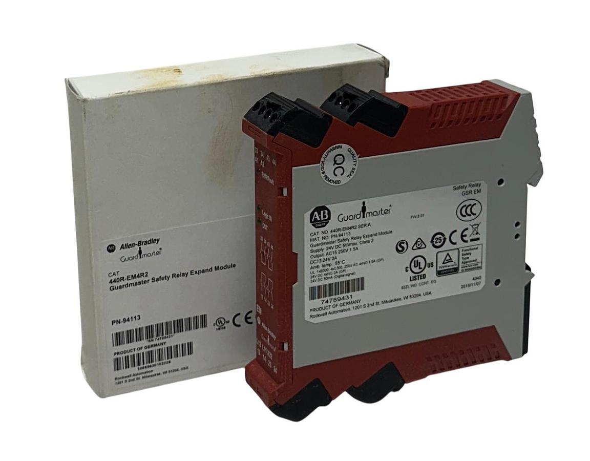 Used ALLEN BRADLEY 440R-EM4R2 /A Guardmaster SAFETY RELAY EXPANSION MODULE GSREM NSMP
