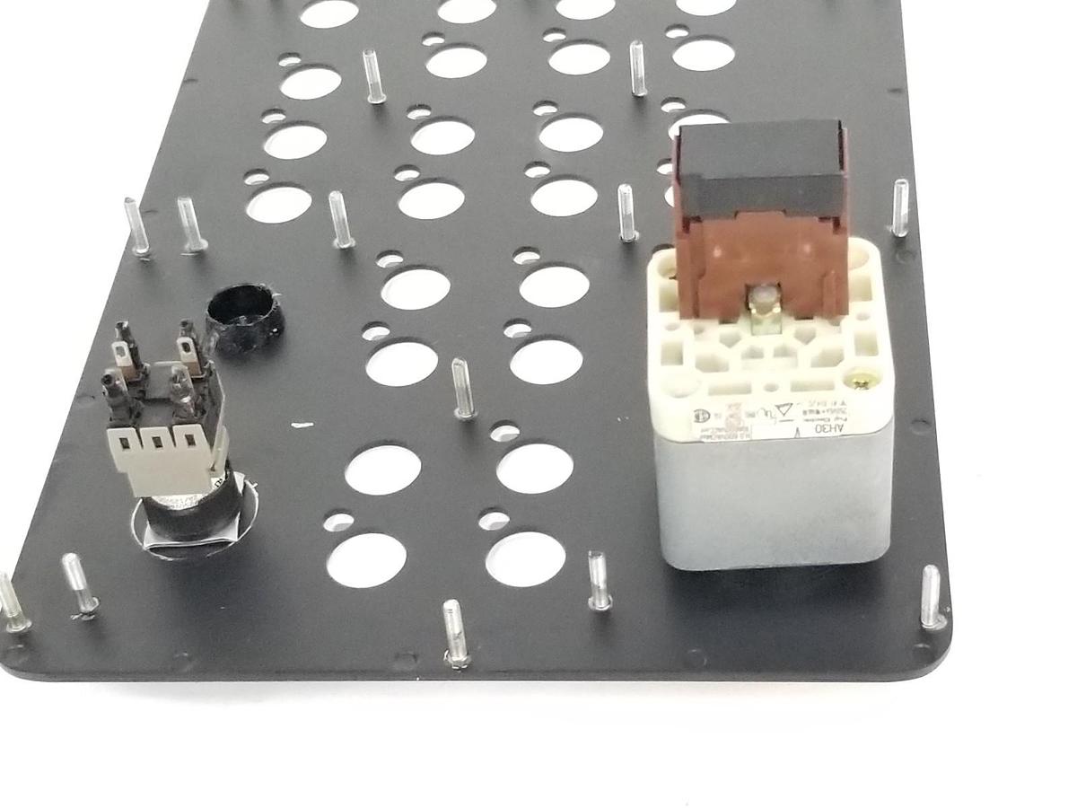 Used FUJI ELECTRIC 8436331E KEYPAD CONTROLLER MEMBRANE ONLY W/ AH30-V , AH164-P3