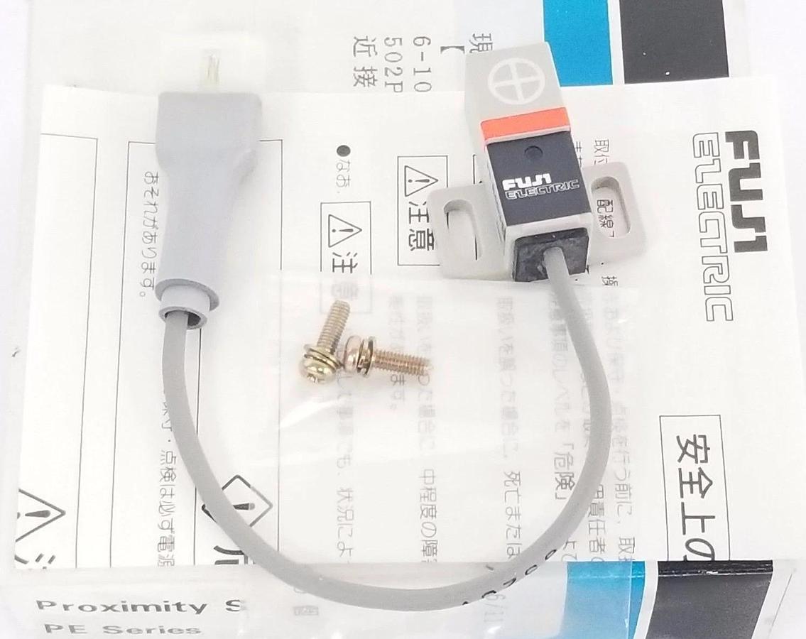 Used NIB FUJI ELECTRIC PE-B4D3B PROXIMITY SWITCH PEB4D3B, 1M