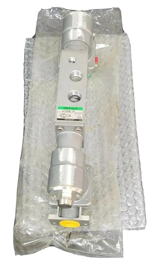 Used NIB CKD 4F320E-10-TP SOLENOID VALVE 4F320E10TP VOLTS: AC200V