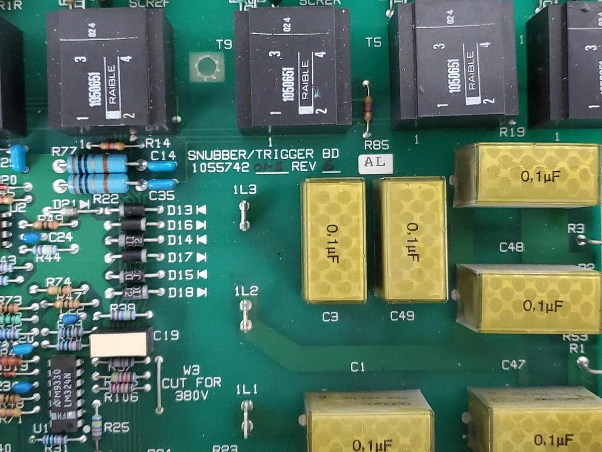 Used BOSTON / FINCOR 105574201-E SNUBBER / TRIGGER BOARD REV: E AL 105574201