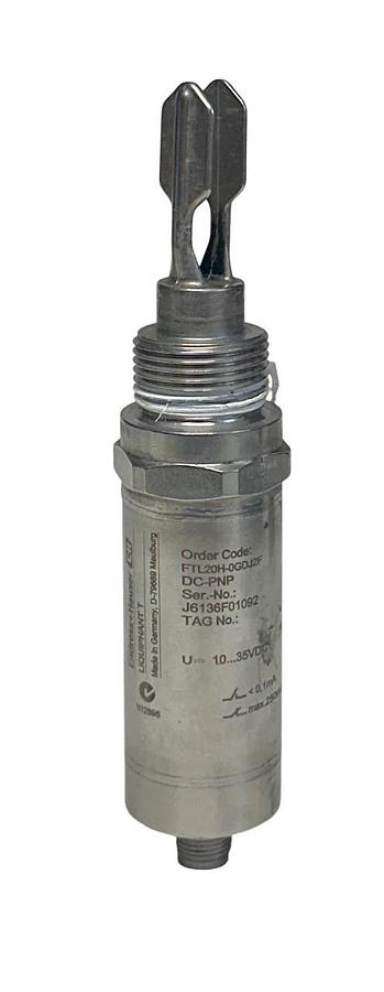 Used ENDRESS+HAUSER FTL20H-0GDJ2F / FTL20H0GDJ2F LIQUIPHANT LEVEL SWITCH 10-35V USNP
