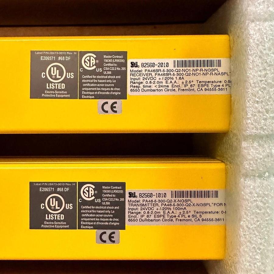 Used NIB OMRON STI PA46SR-5-300-Q2-NO1-NP-NGSPL LIGHT CURTAIN 82560-1010 85260-2010