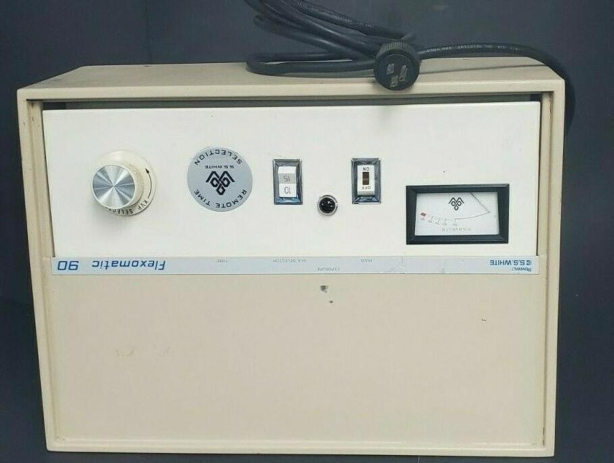 Used PENNWALT S.S. WHITE FLEXOMATIC 90 DENTAL X-RAY UNIT 115V, 20A, 60CY, MODEL 90X